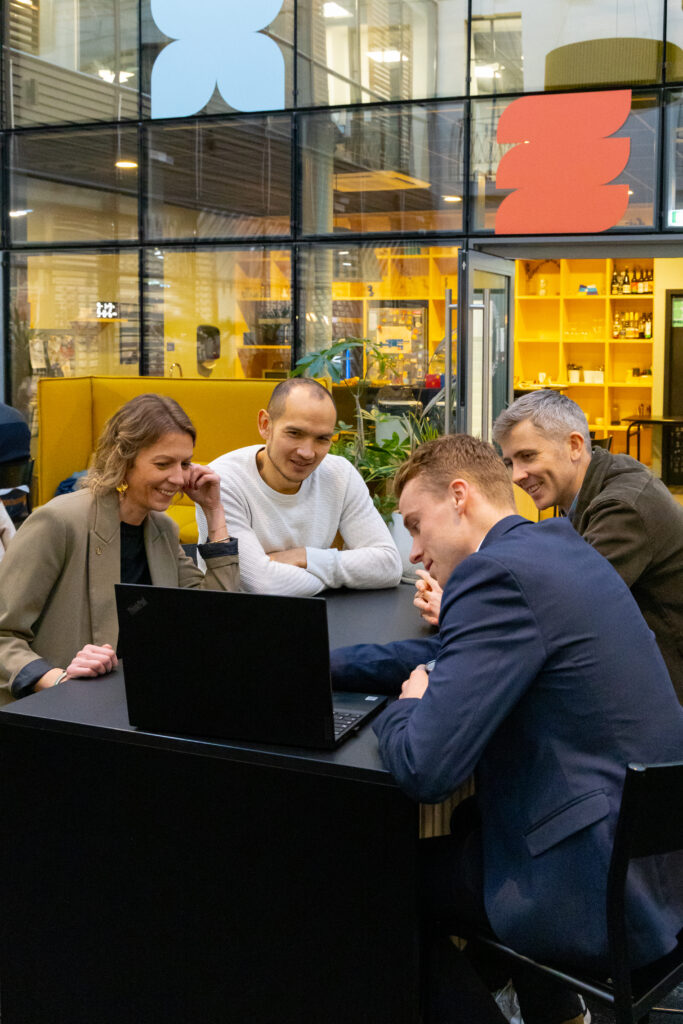 Experts DAF, RAF et data analyst de Comet One pour piloter et structurer la finance des PME et ETI. Appui stratégique et financier