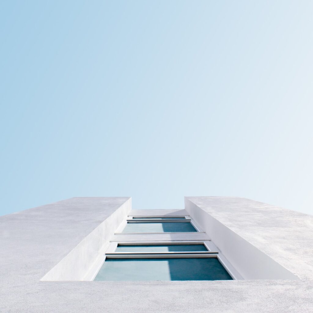 Bâtiment moderne représentant l’implantation d’une filiale étrangère en France