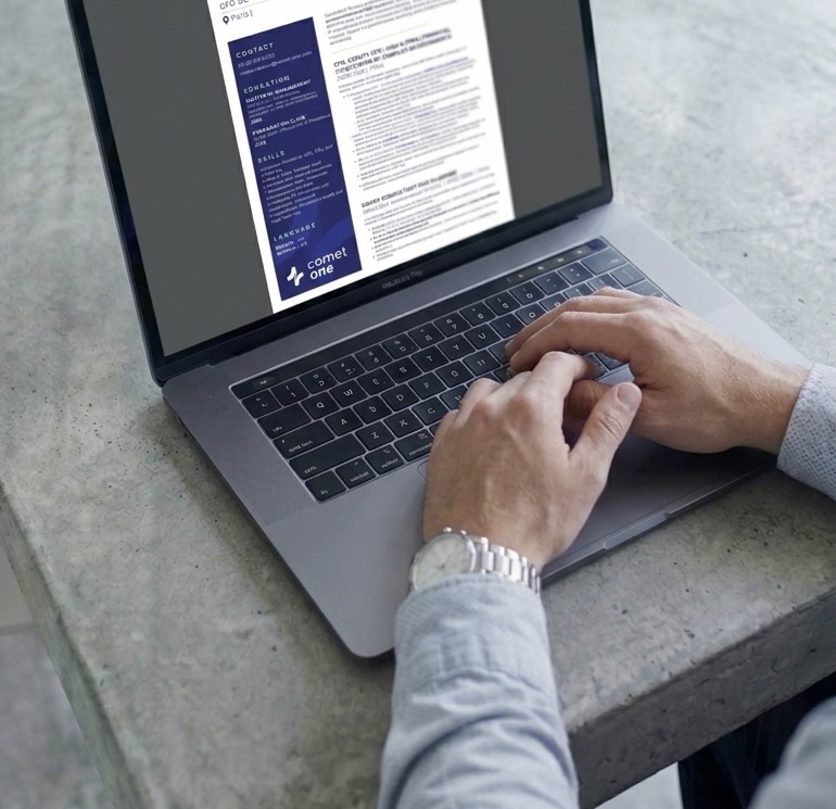 Recrutement Directeur Administratif Financier Comet One